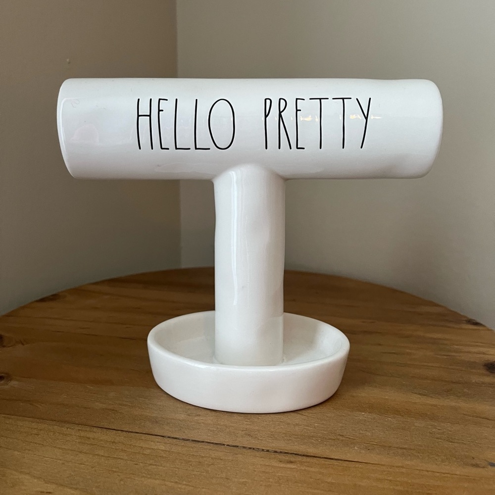 Rae Dunn Jewelry Stand